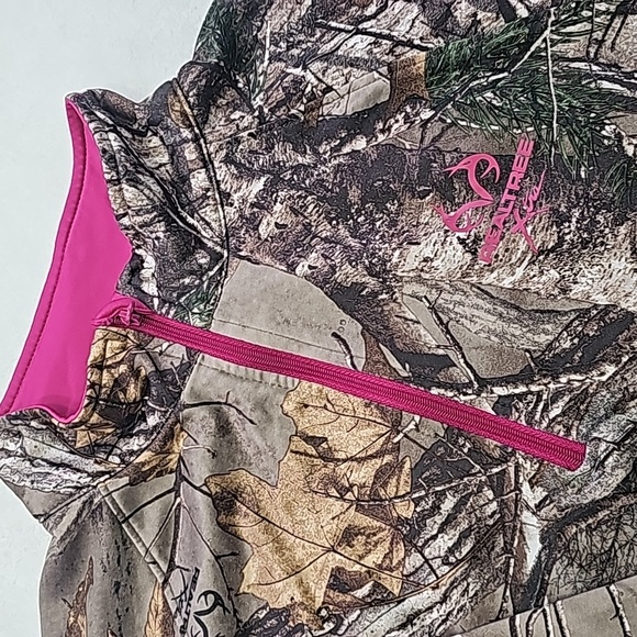 Real Tree Camo Hot Pink Pullover - Picture 4 of 8